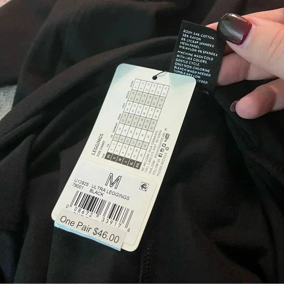 Hue Medium Ultra Leggings with Wide Waistband Black - Picture 3 of 5